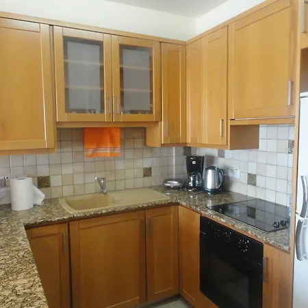 Sunorama Beach Apartment Larnaca
