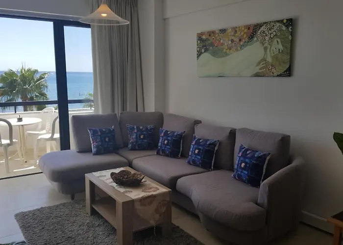 Apartment Sunorama Beach Larnaca